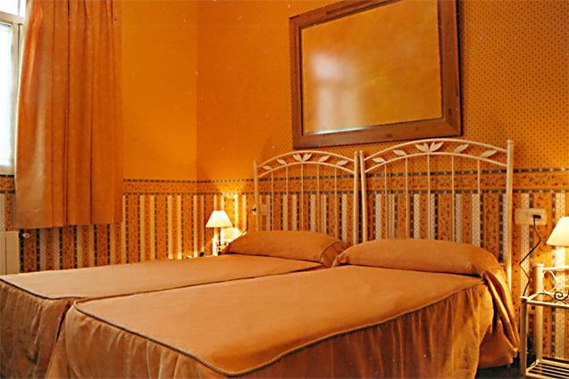 באקיו Hotel Joshe Mari מראה חיצוני תמונה