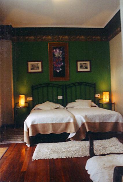 באקיו Hotel Joshe Mari מראה חיצוני תמונה