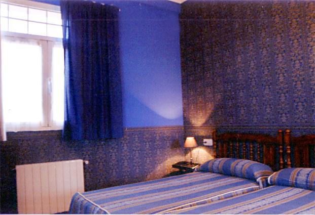 באקיו Hotel Joshe Mari מראה חיצוני תמונה